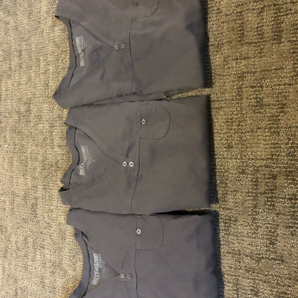 3 S Greys Anatomy Scrub Tops!!!